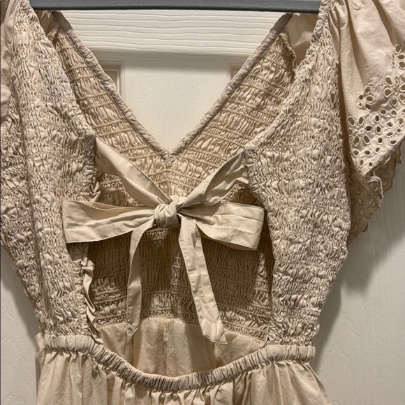 GAP Cream Ruffled Flutter Sleeve Mini Dress - Picture 8 of 12